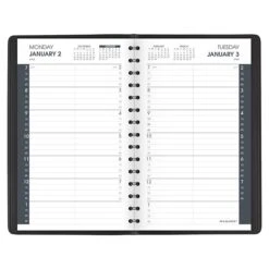 2023 AT-A-GLANCE 5" X 8" Daily Appointment Book Planner, Black (70-800-05-23)